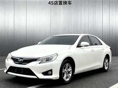 Toyota Reiz