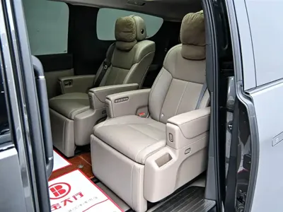 Li Auto Li MEGA