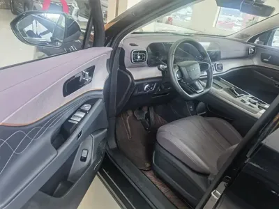 Chery Tiggo 9 C-DM