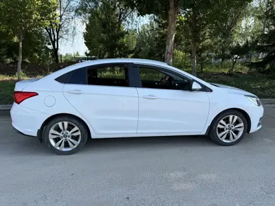 Chery Arrizo 5