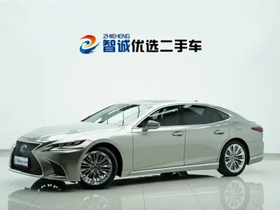 Lexus LS