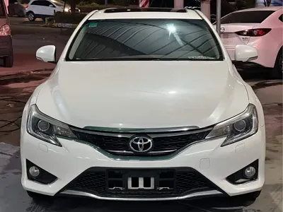 Toyota Reiz