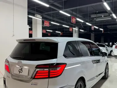 Honda Elysion