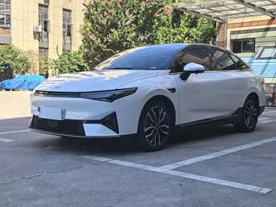 Xpeng P5