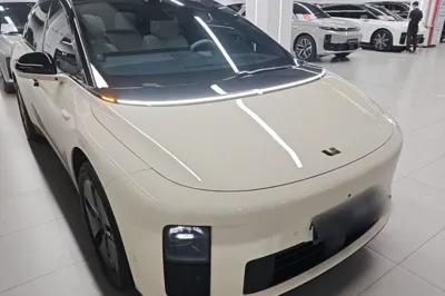 Li Auto Li Auto i6