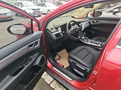 Geely Emgrand GS