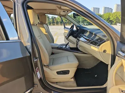 BMW X5 (Import)
