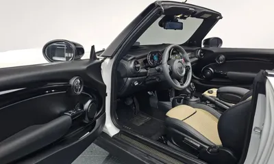 MINI Cooper Convertible
