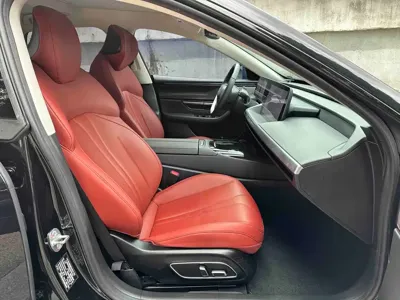 Xpeng P7
