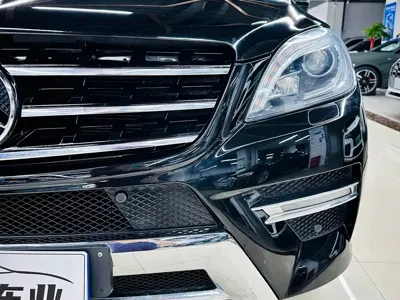 Mercedes-Benz M-Class