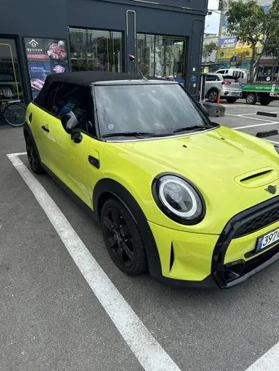 MINI Cooper Convertible