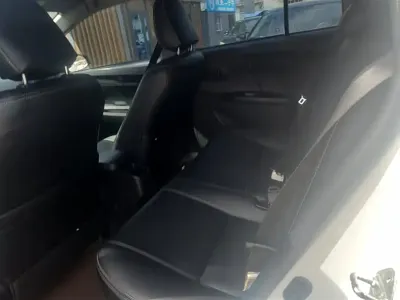 Toyota Yaris L