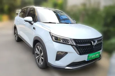 Wuling Asta