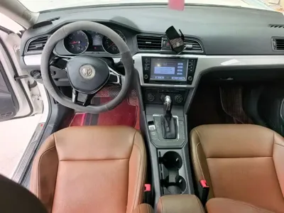 Volkswagen Lamando