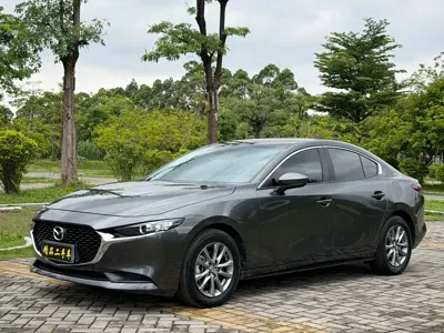 Mazda 3 Axela