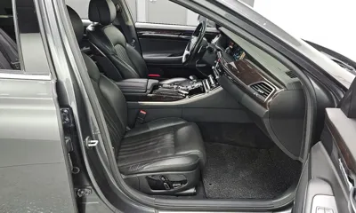 Genesis EQ900