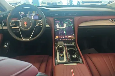 Hongqi H5