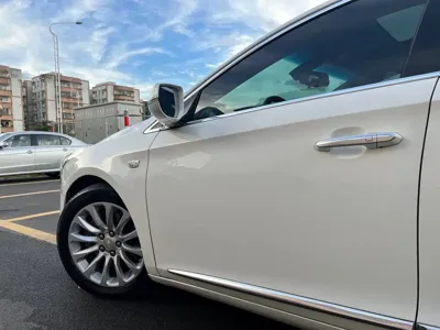 Cadillac XTS
