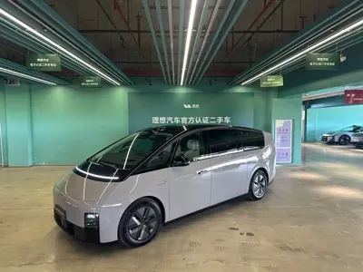 Li Auto Li MEGA