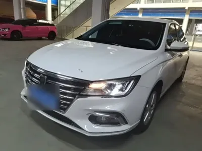 Roewe i5