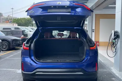Nio EC6