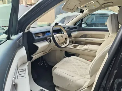 Nio ES8