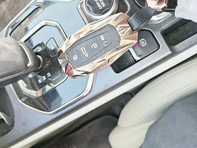 Geely ICON