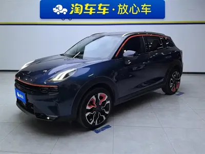 Lynk & Co 06