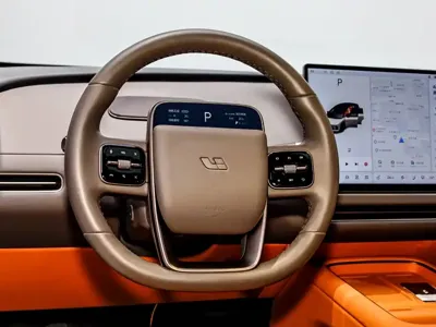Li Auto Li i8