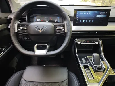 Wuling Asta