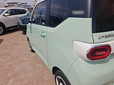 Wuling MINIEV