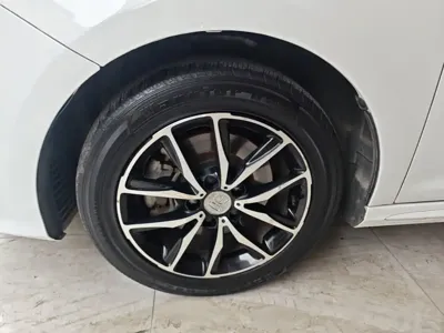 BYD MAX