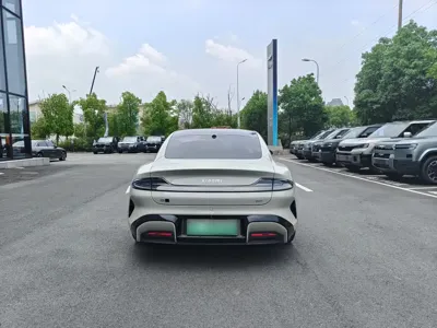 Xiaomi SU7
