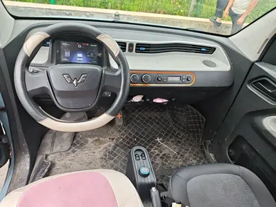 Wuling MINIEV