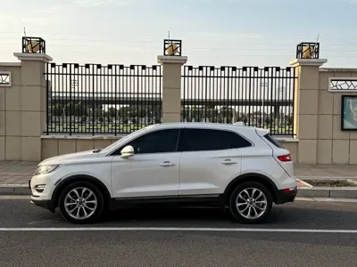 Lincoln MKC