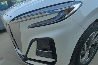 Hongqi HS3 PHEV