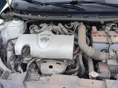 Toyota Yaris L