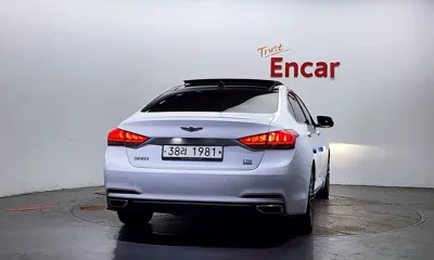 Hyundai Genesis