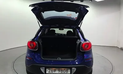 MINI Paceman