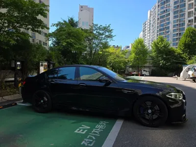 BMW M5