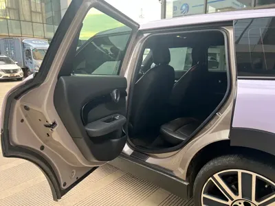 MINI Mini Clubman