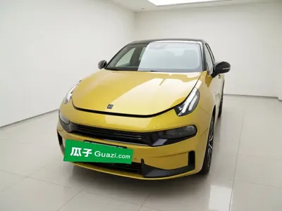 Lynk & Co 03