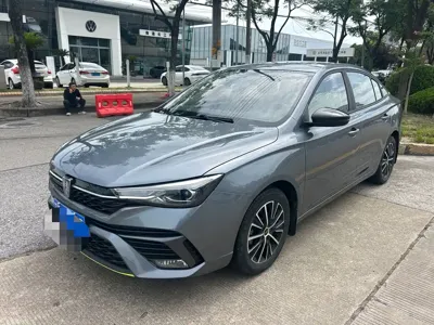 Roewe i5