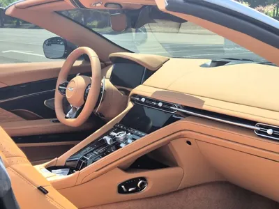 Astonmartin DB12