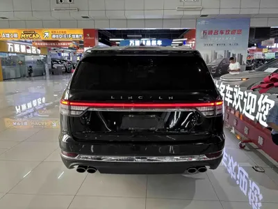 Lincoln Aviator