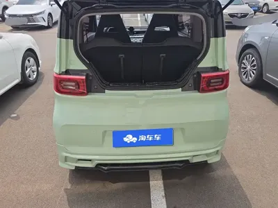 Wuling MINIEV