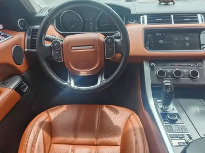 Land Rover Sport