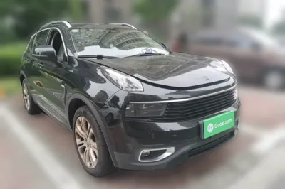 Lynk & Co 01