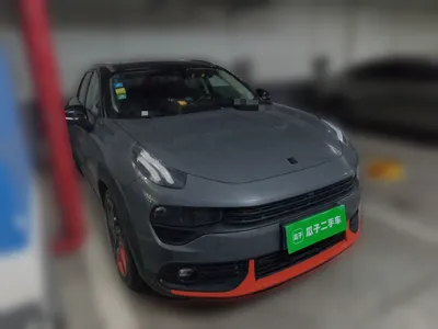 Lynk & Co 02