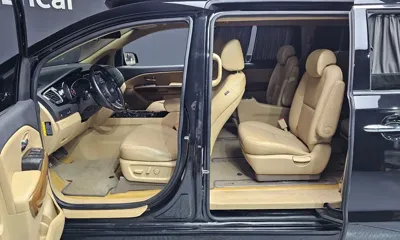 Kia Canival